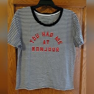 B&W striped graphic tee size Lg